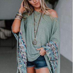 Three bird nest FALLON EMBROIDERED SLEEVE PONCHO / NWOT